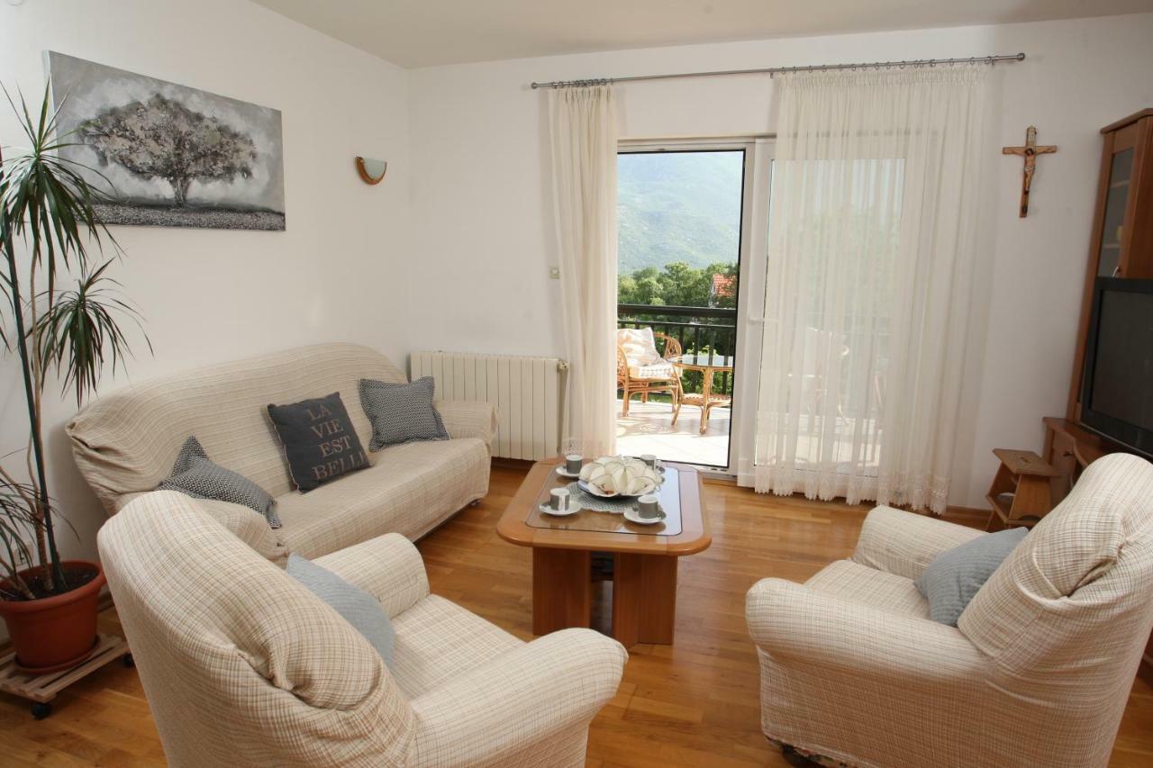 Bartul Villa *